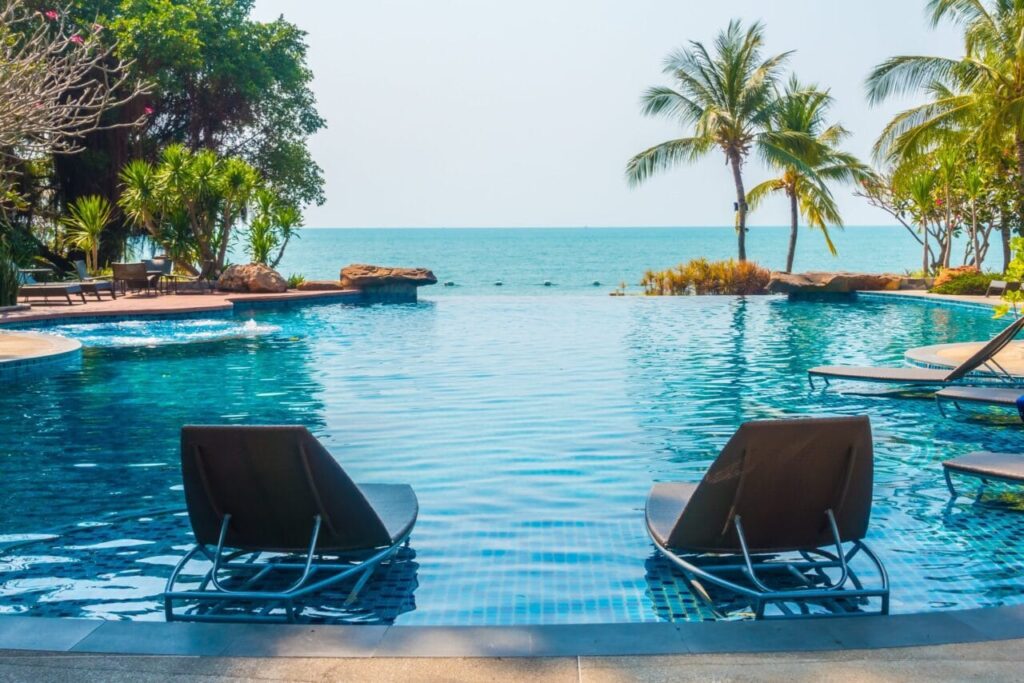Saltwater Pool vs and Chlorine Pools