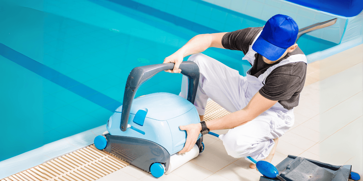 Swimming Pool Vacuum service